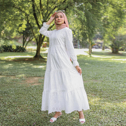 Muslim Malaysia Indonesia Hollow Lace Dress Muslim Malaysia Indonesia Hollow Lace Dress