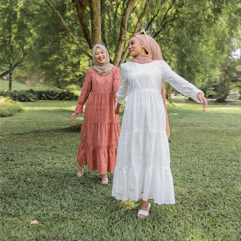 Muslim Malaysia Indonesia Hollow Lace Dress Muslim Malaysia Indonesia Hollow Lace Dress